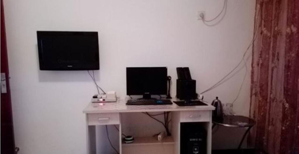 Мяньян: Jiaxin Hostel