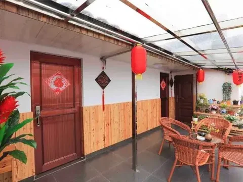 Шанграо: Wuyuan Dexinju Inn