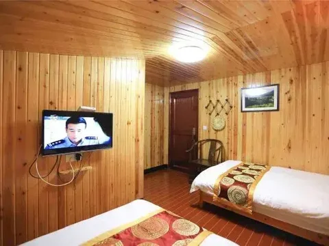 Шанграо: Wuyuan Dexinju Inn