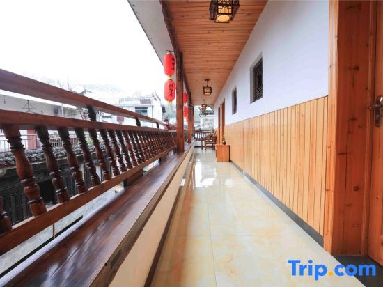 Шанграо: Wuyuan Dexinju Inn