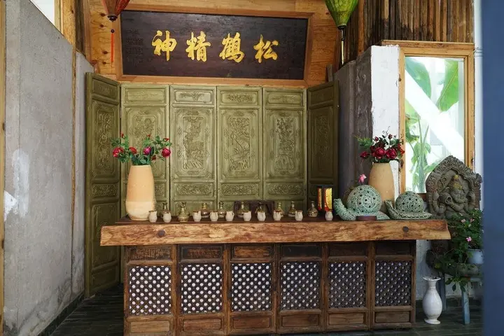 Дали: Shiyue Holiday Hotel