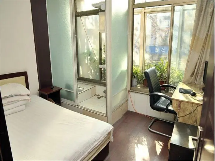 Цзыбо: Shenxiang Motel