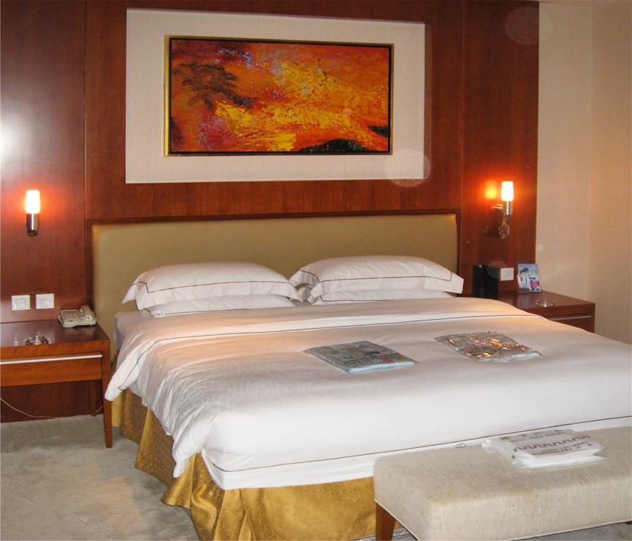 Taiyuan Golden Lake Business Hotel — фото 5