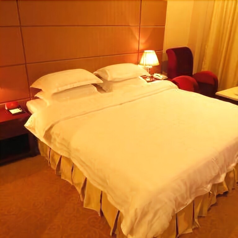Цзеян: Jinzun Mingting Hotel
