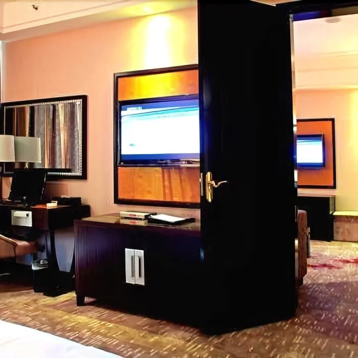 Шаоян: Hongyuan Times Hotel