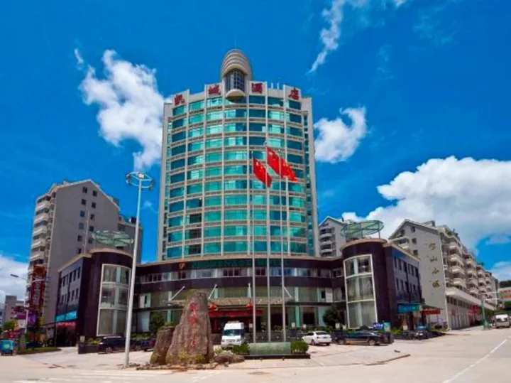 Нинджи: Promenade Hotel