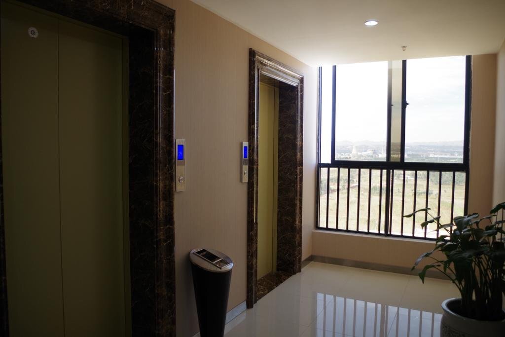 Цюйцзин: An Ke Qian Yi Hotel