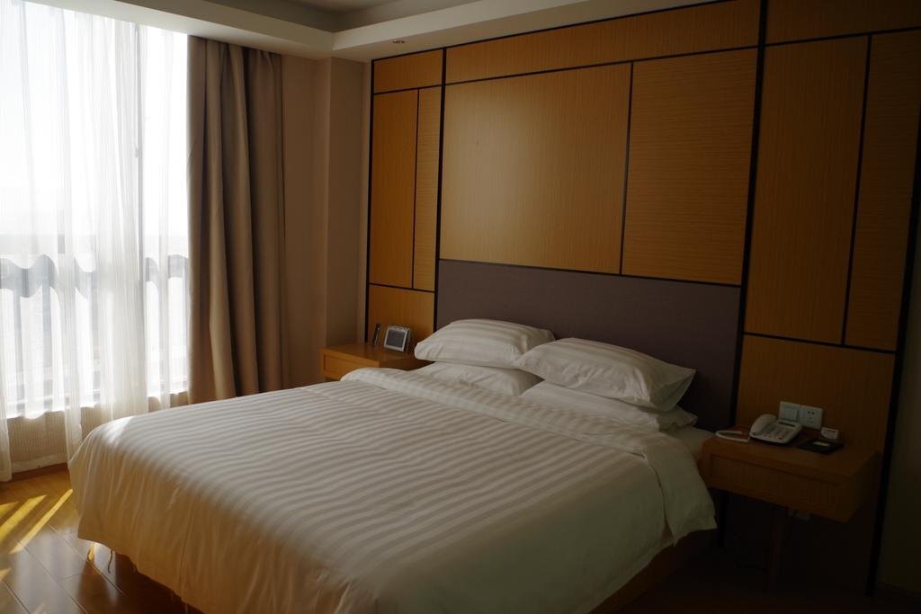 Цюйцзин: An Ke Qian Yi Hotel