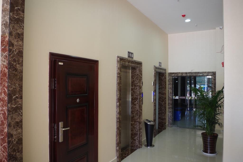 Цюйцзин: An Ke Qian Yi Hotel