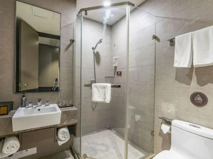 Шанхай: Home Inn Plus Shanghai Chifeng Road Metro Station