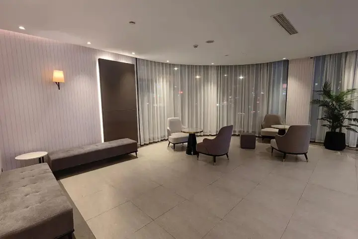 Шанхай: Home Inn Plus Shanghai Chifeng Road Metro Station