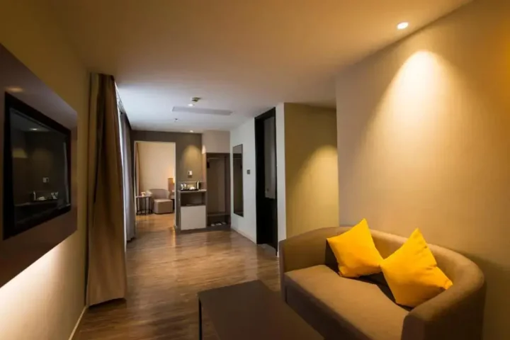 Шанхай: Home Inn Plus Shanghai Chifeng Road Metro Station
