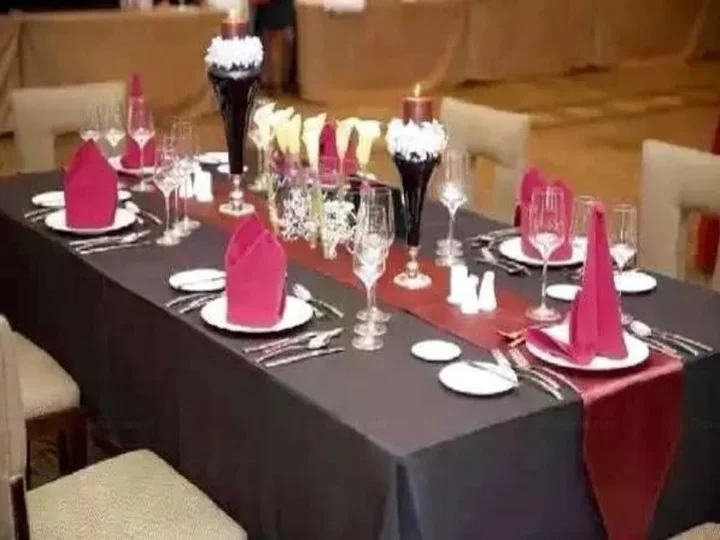 Дэхун: Yingjiang River Bian Chui Hotel
