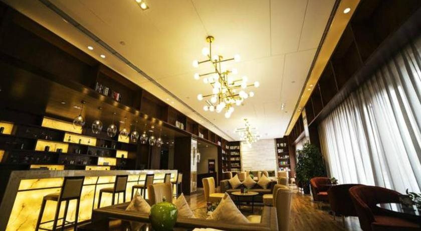Иньчуань: Ruijing New Hualian Hotel