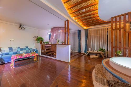 Yishiqingyuan Sea View Boutique Inn — фото 1