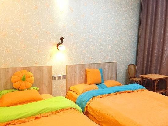 Дали: Dali Huabanli Hostel
