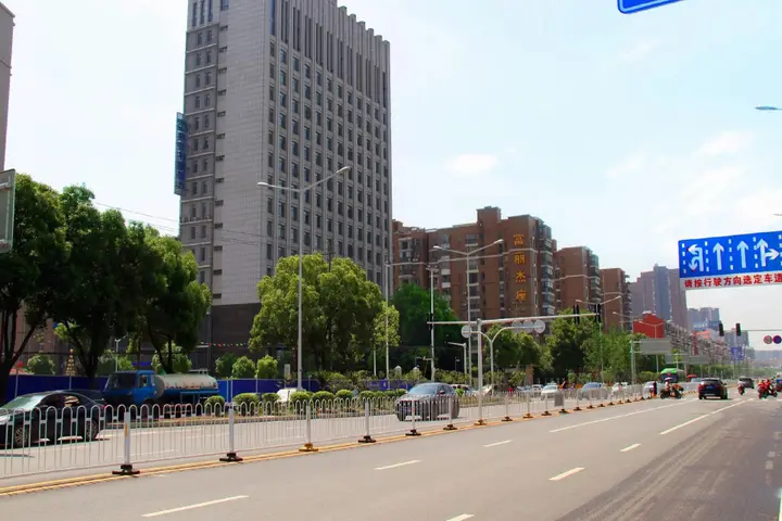 Ухань: Echarm Hotel Wuhan Jiangxia Zhongbai Plaza