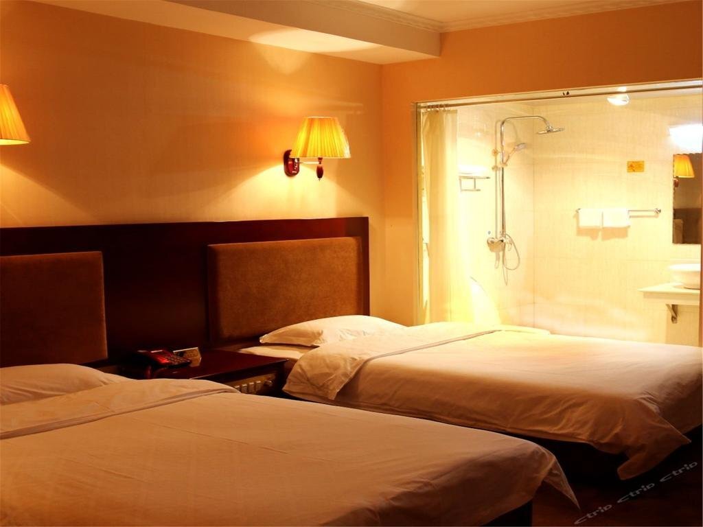 Чжанъе: Jinan Inn Zhangye
