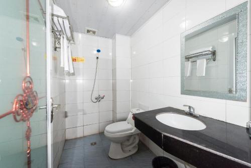 Хуаншань: Xishan Yingshui Hostel