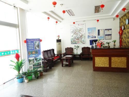 Хуаншань: Xishan Yingshui Hostel