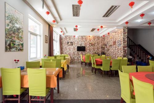 Хуаншань: Xishan Yingshui Hostel