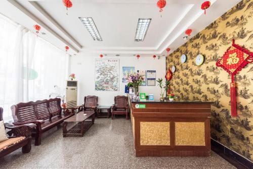 Хуаншань: Xishan Yingshui Hostel