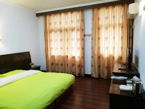 Хуаншань: Xishan Yingshui Hostel