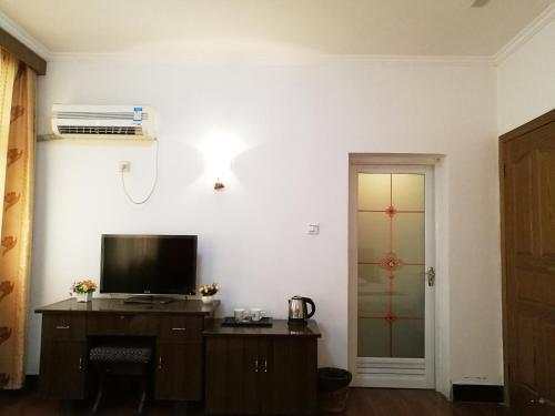 Хуаншань: Xishan Yingshui Hostel
