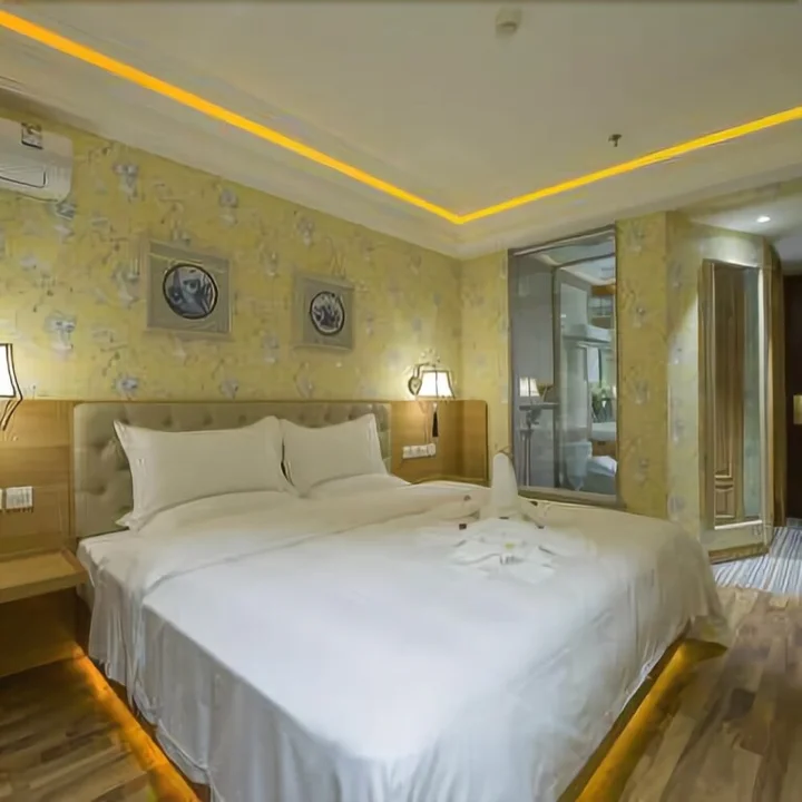 Далянь: Chinese National Colors Hotel