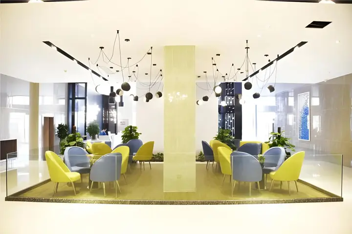 Бэйхай: Echarm Hotel Beihai International Passenger Transport Port Yintan