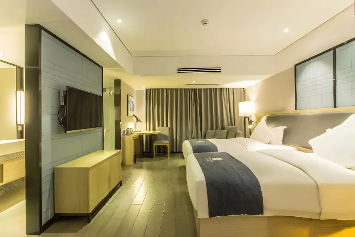 Бэйхай: Echarm Hotel Beihai International Passenger Transport Port Yintan