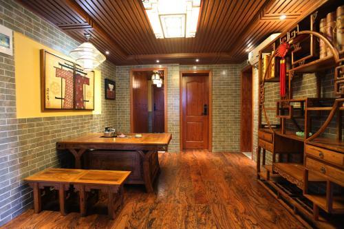 Чжоушань: Fu Quan Inn