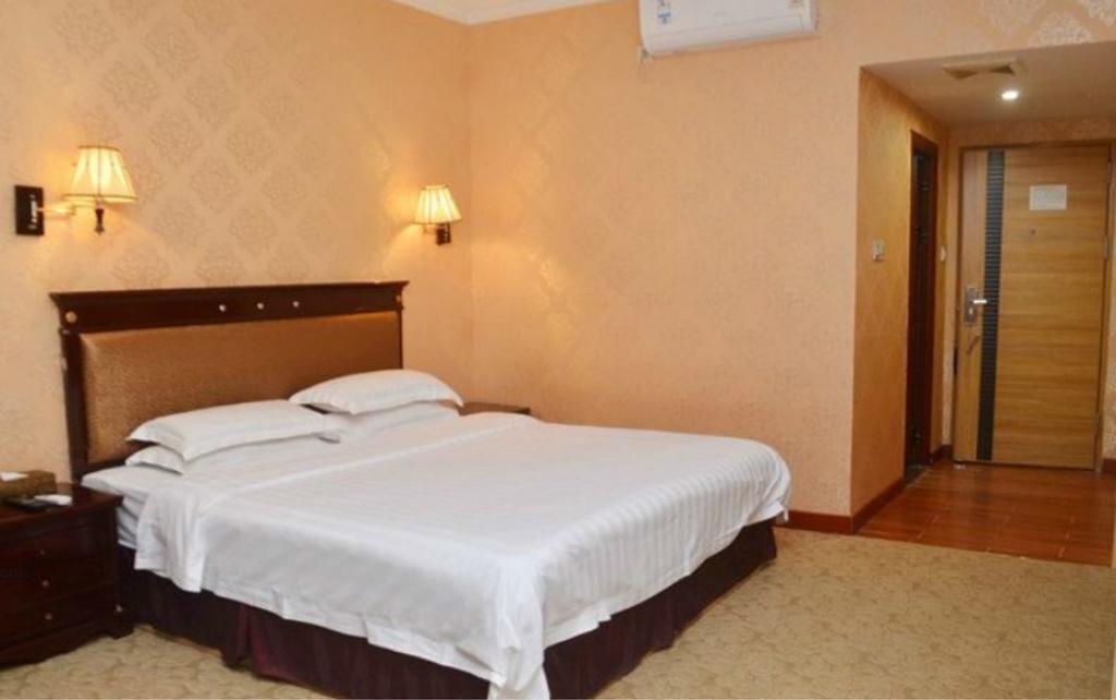 Хойчжоу: Shun An Hotel