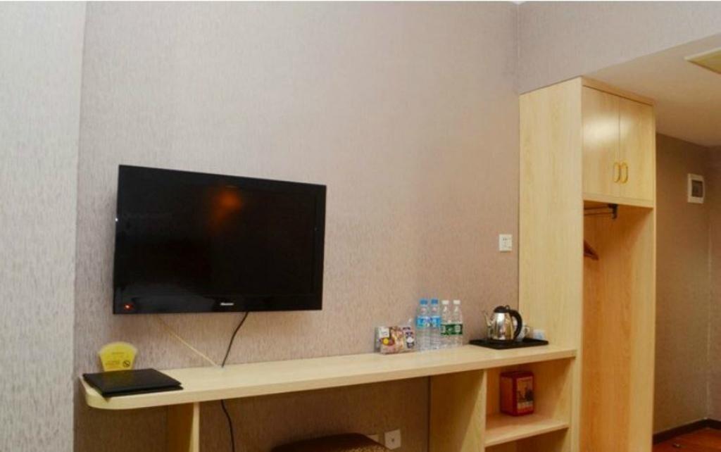 Хойчжоу: Shun An Hotel