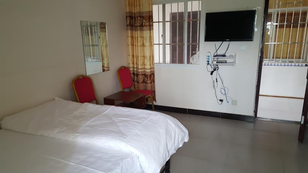 Цзинхун: Jing Xiang Hostel