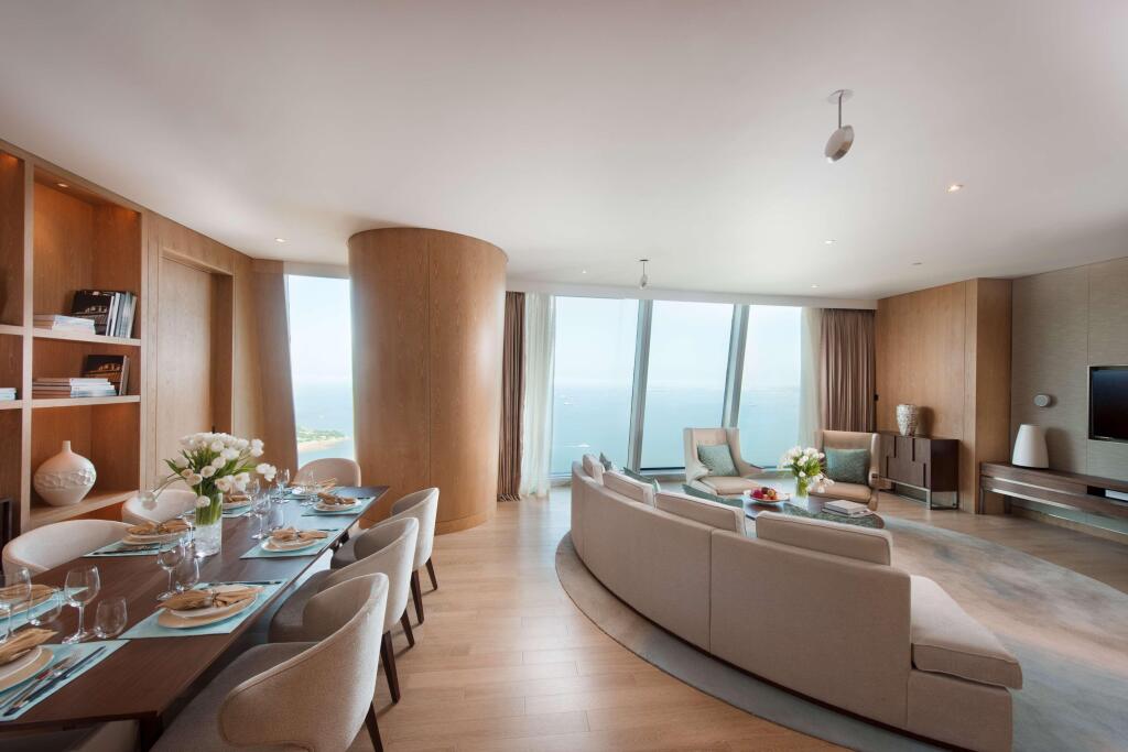 Сямынь: Conrad Xiamen