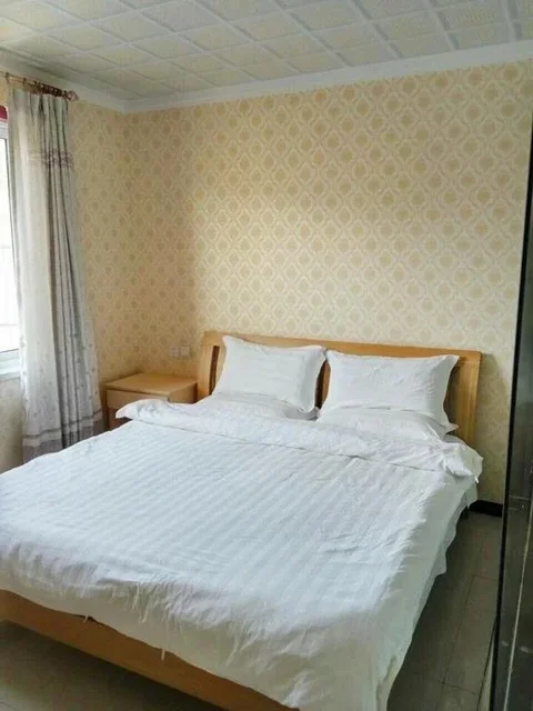 Чэндэ: Xinglong Jiahong Inn