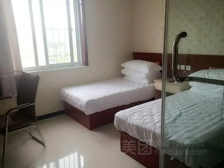 Чэндэ: Xinglong Jiahong Inn