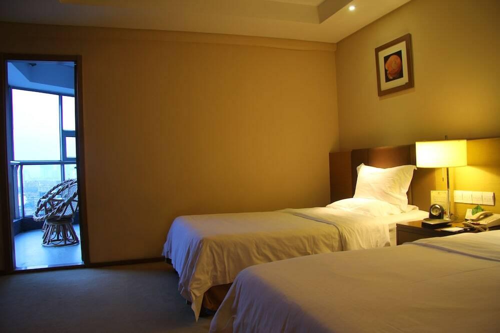 Ухань: Roying Hotel
