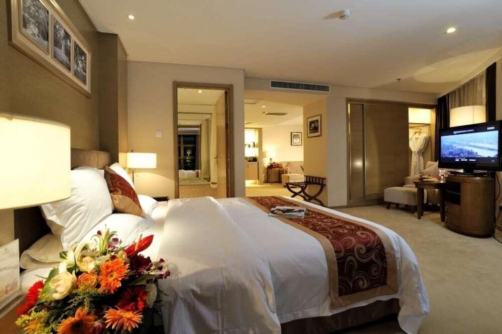 Ухань: Roying Hotel