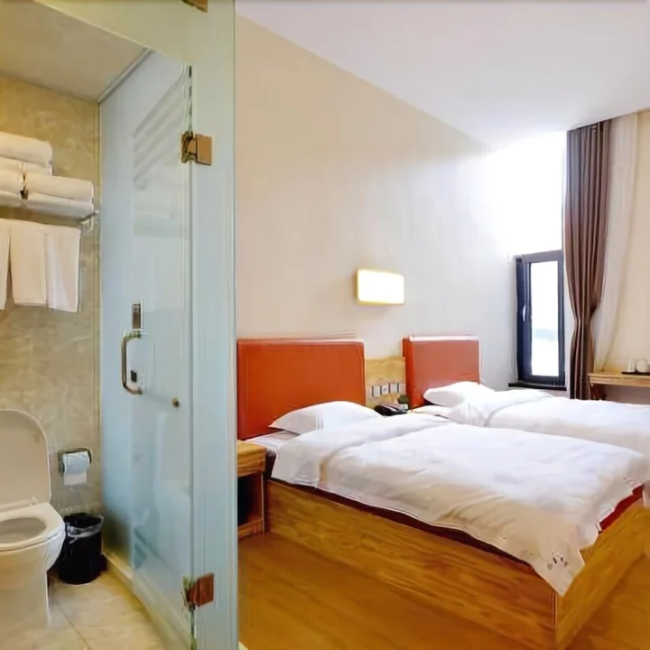Далянь: Yijia Hotel Dalian