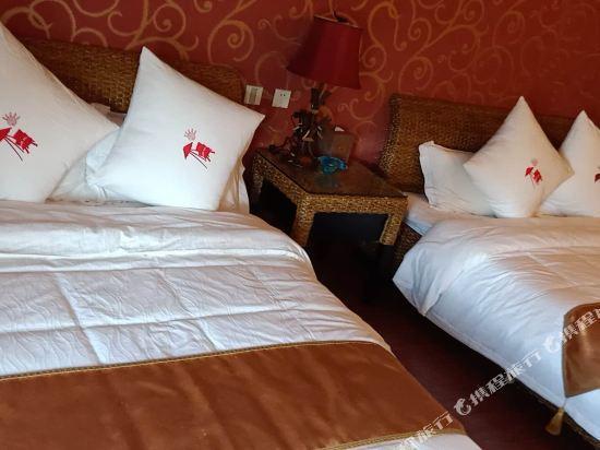 Далянь: Daily Mega Holiday Hotel