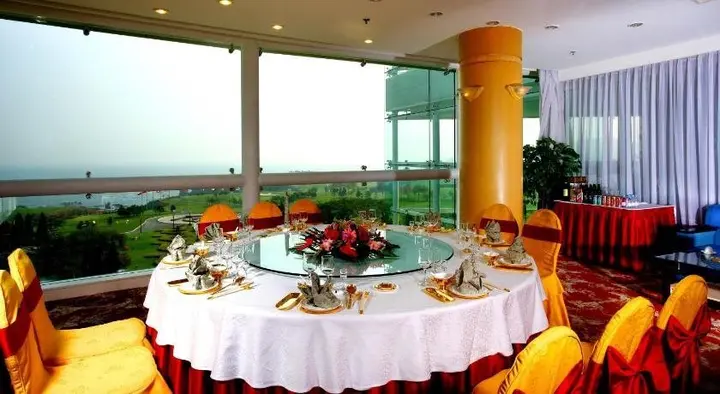 Далянь: Dalian Jinshi International Convention Center