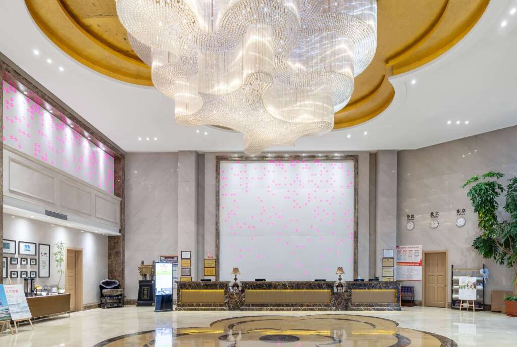 Линьи: Ramada Linyi North