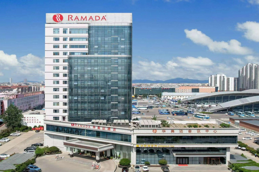 Линьи: Ramada Linyi North