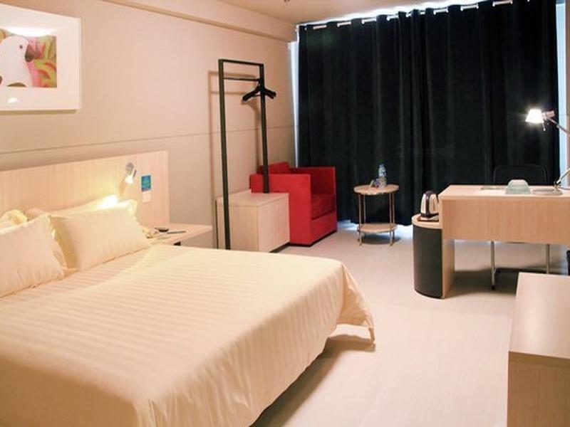 Наньчан: JinJiang Inn Nanchang Bayi Square Ximazhuang