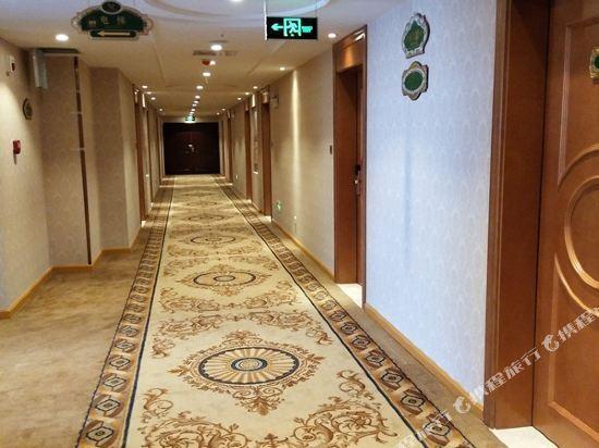 Куньмин: Kunming Yunying Ju Hotel