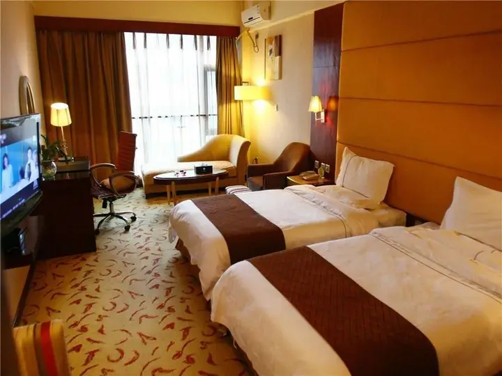 Куньмин: Yiya Sunshine Hotel Guanshang - Kunming