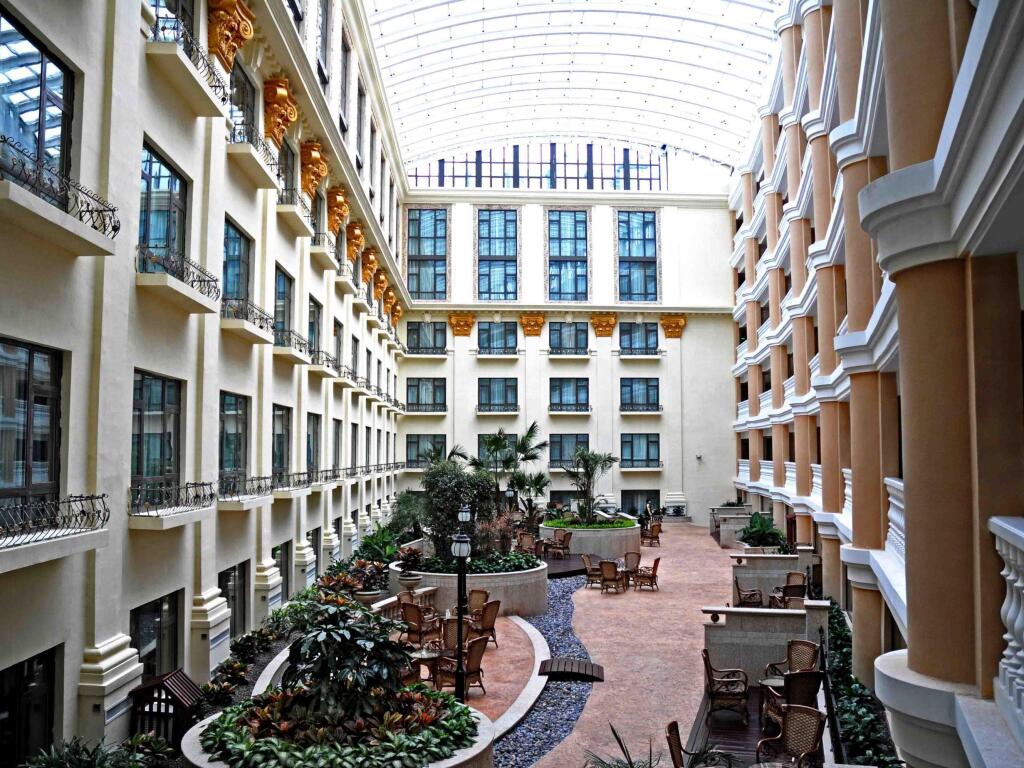 Пекин: Schonbrunn Hotel Beijing