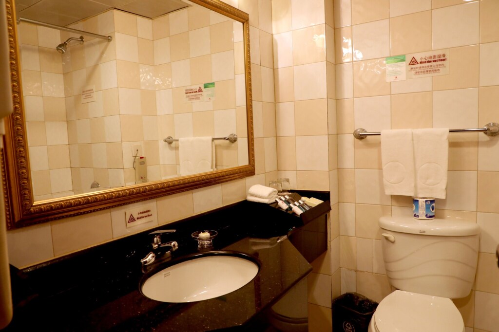 Пекин: Qian Men Jian Guo Hotel